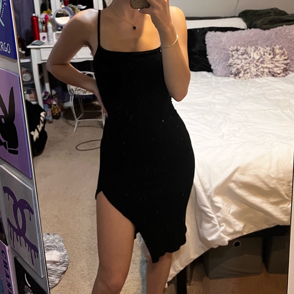 BLACK MIDI DRESS